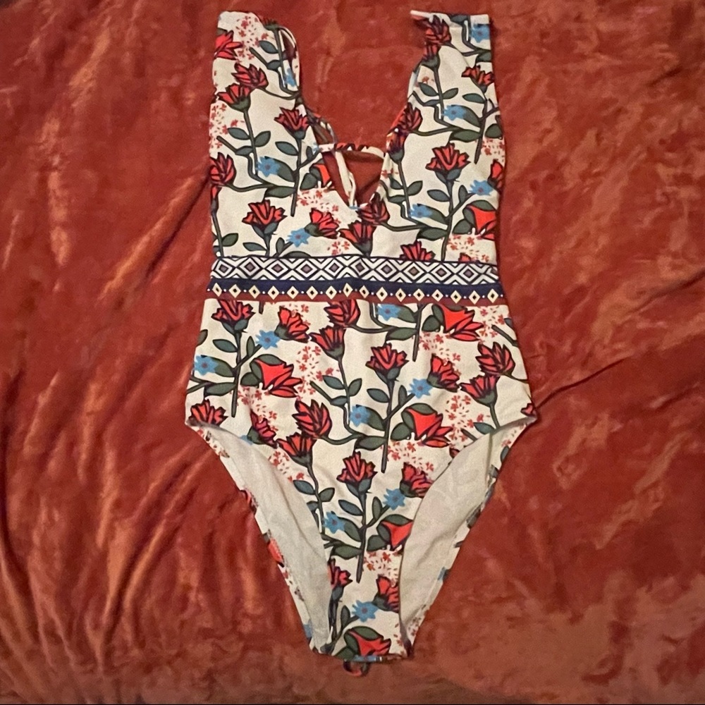 Zaful One Piece Cutout Floral Swimsuit